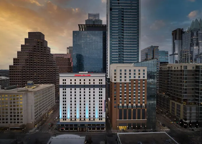 Hampton Inn & Suites Austin-Downtown/Convention Center